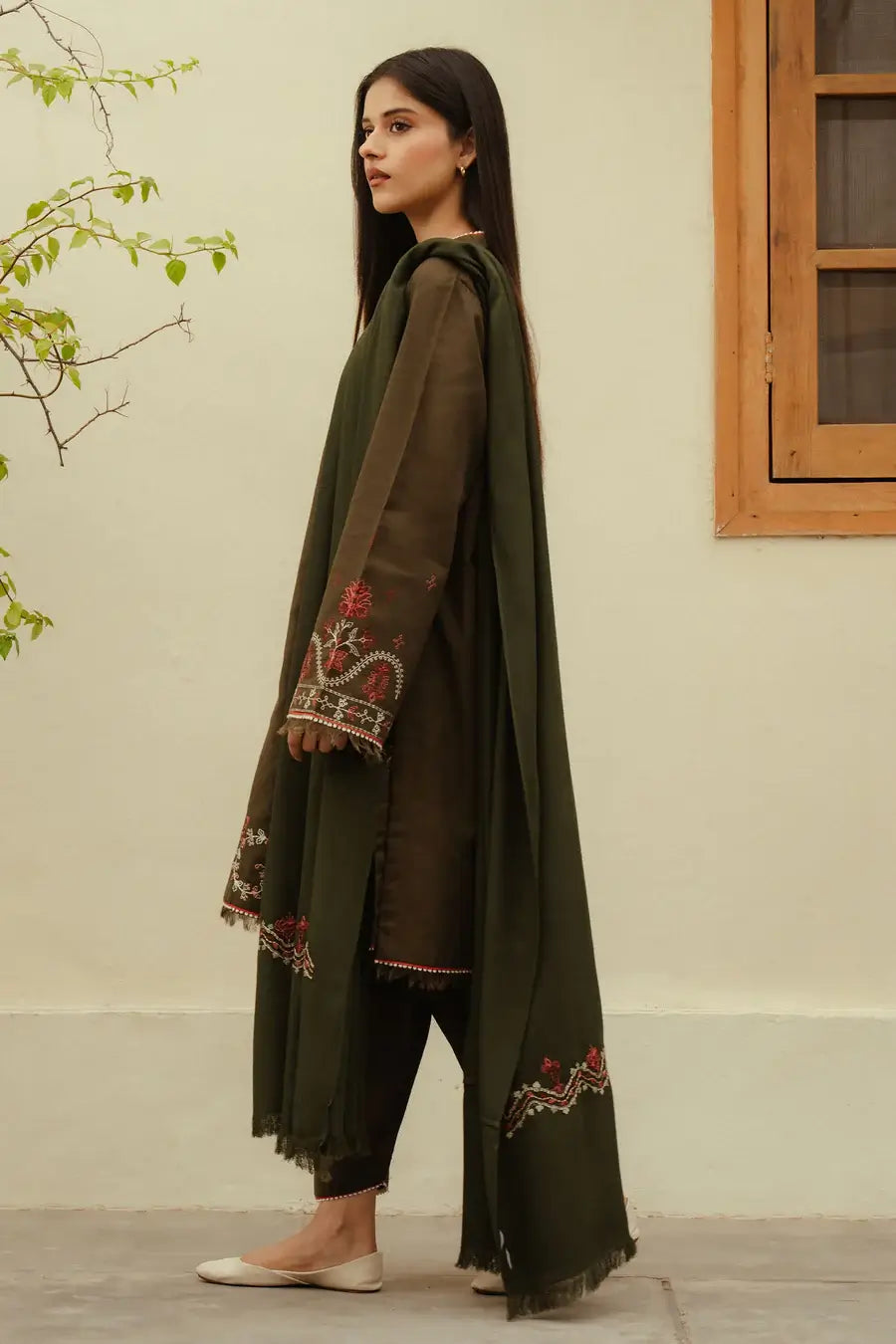 ZARA SHAHJAHAN FALL PRET’24 | ZC-2132