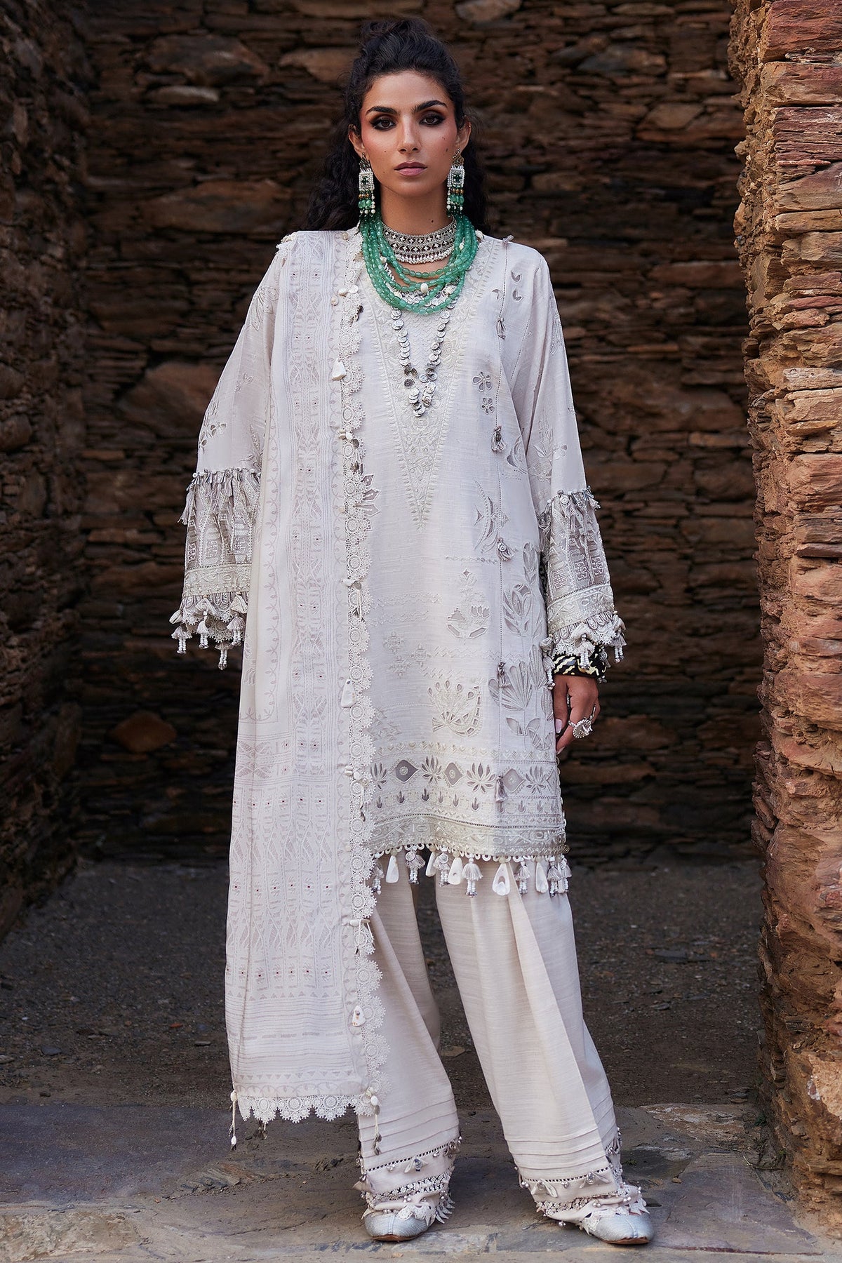 ELAN WINTER UNSTITCHED’24 | THALINA