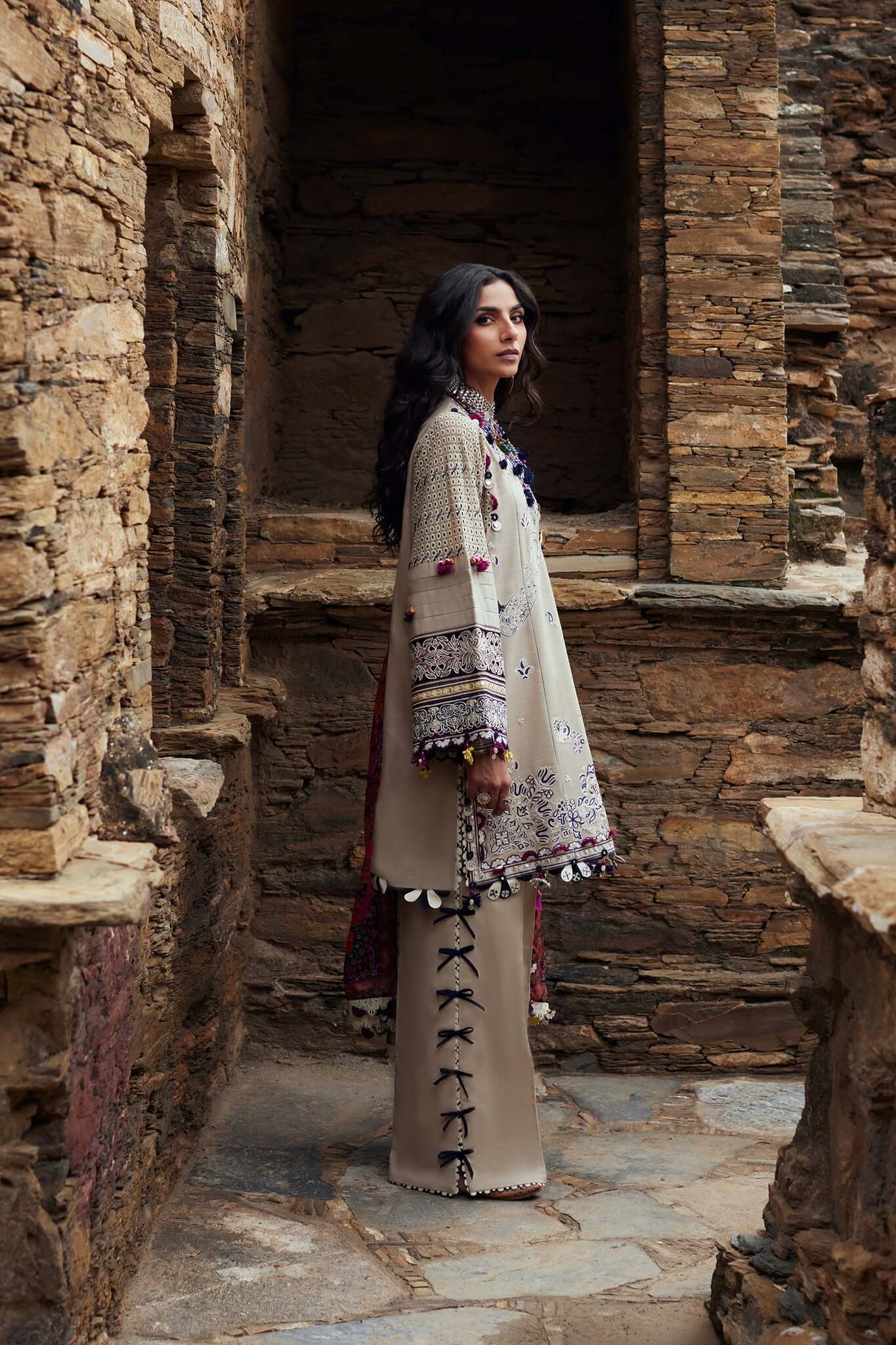ELAN WINTER UNSTITCHED’24 | ARSIA