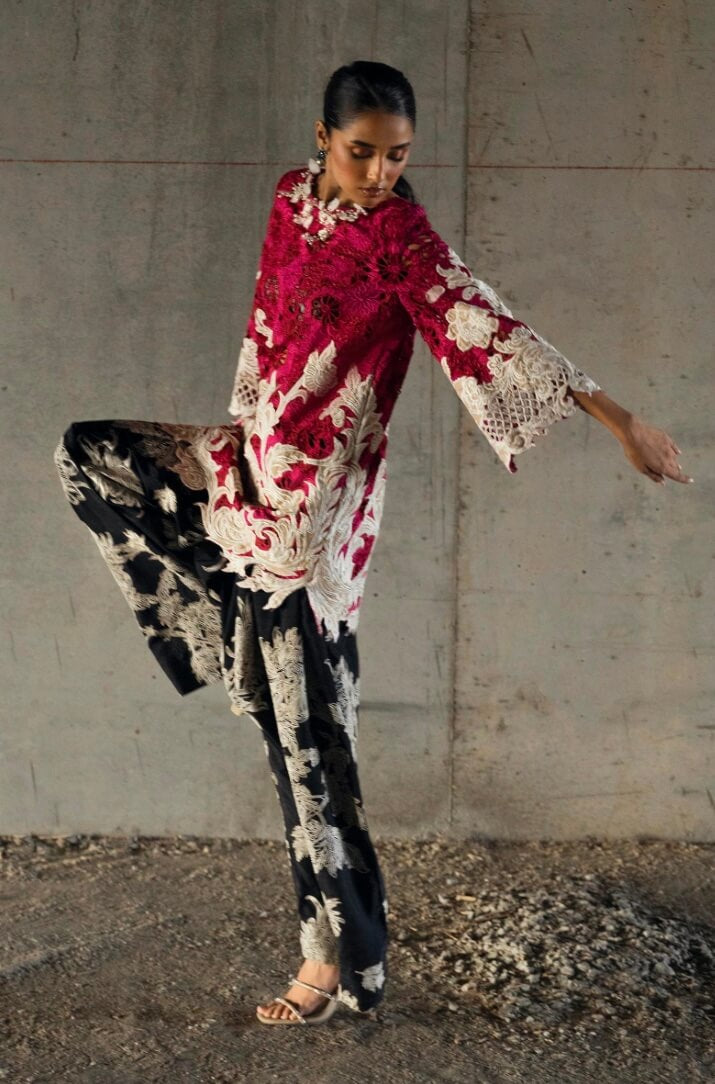 SANA SAFINAZ LUXURY PRET’24 | FW24FOR303P2T