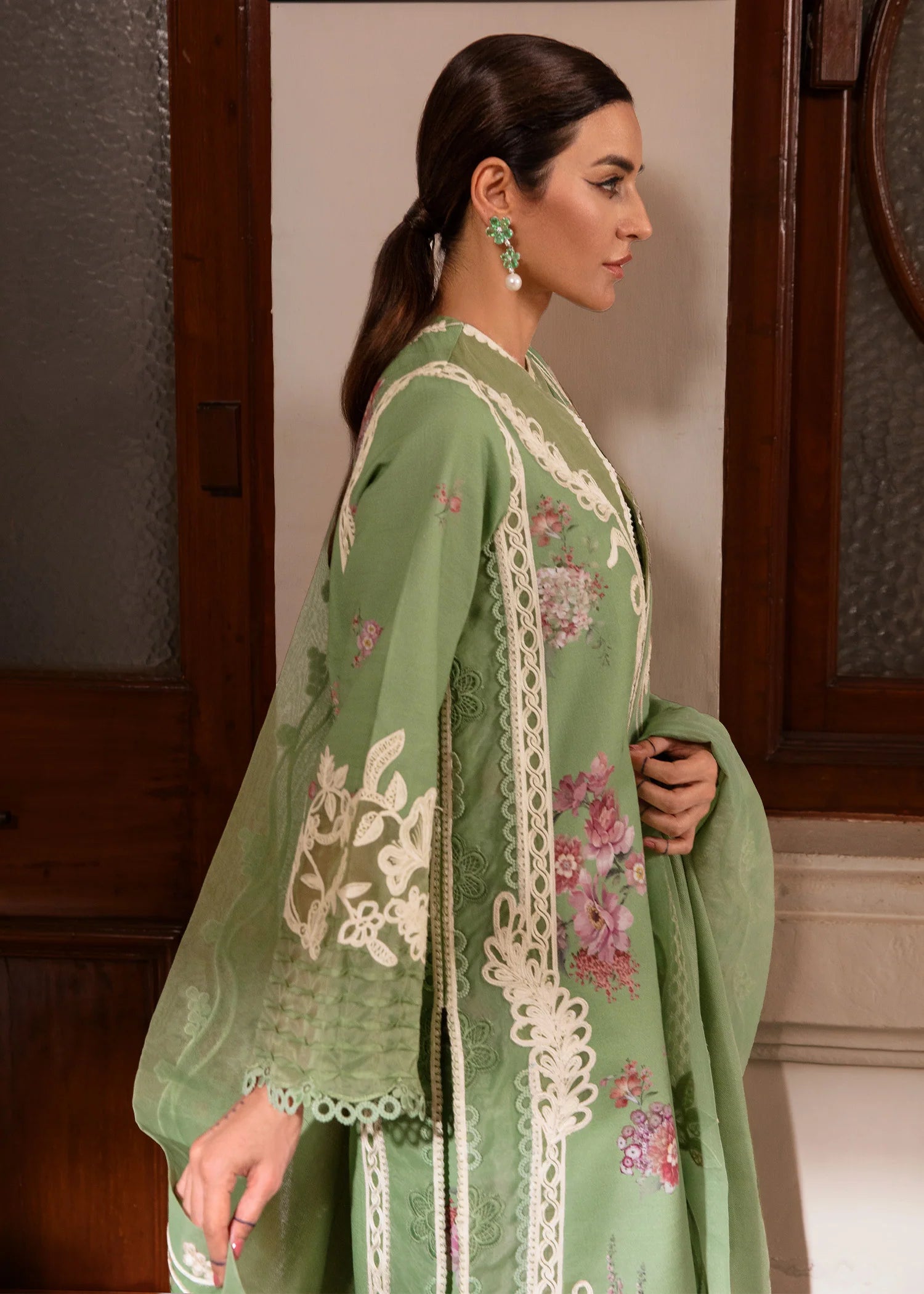 CRIMSON WINTER UNSTITCHED’24 | GULBAAN