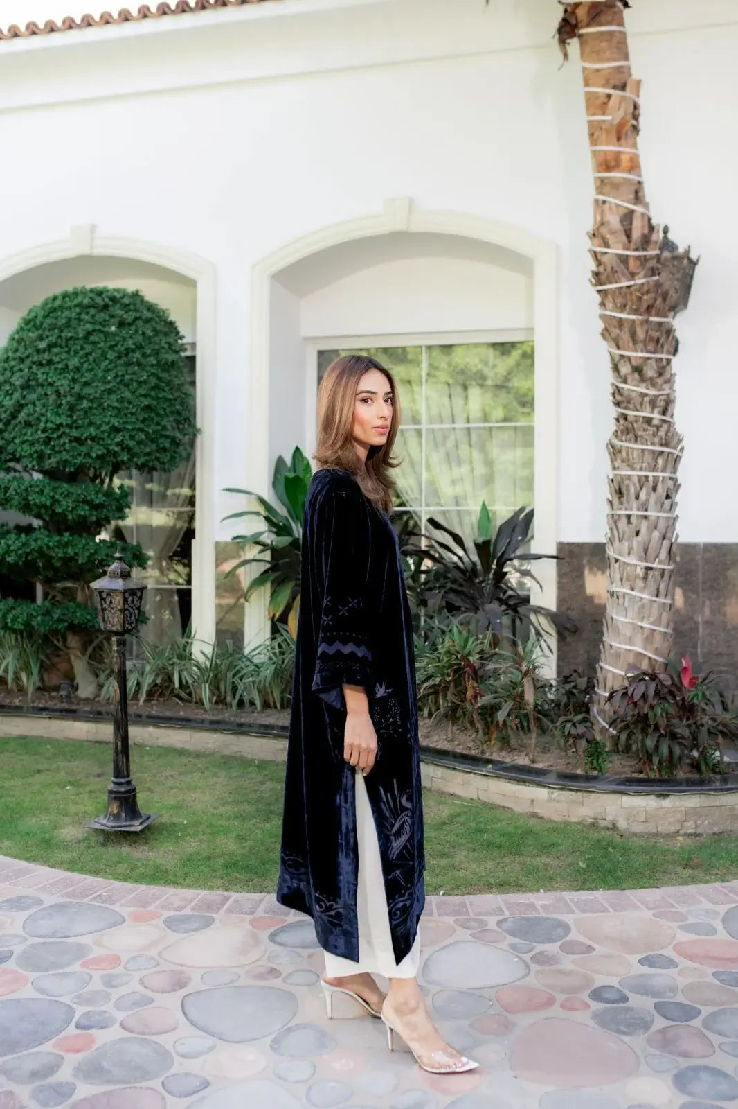 BARAE KHANOM WINTER COLLECTION’24 | DIANA