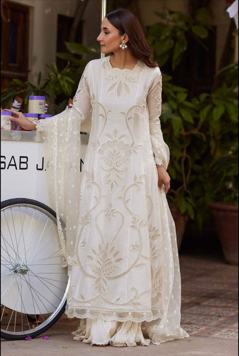 ANSAB JAHANGIR EID LUXE PRET’25 | VERA
