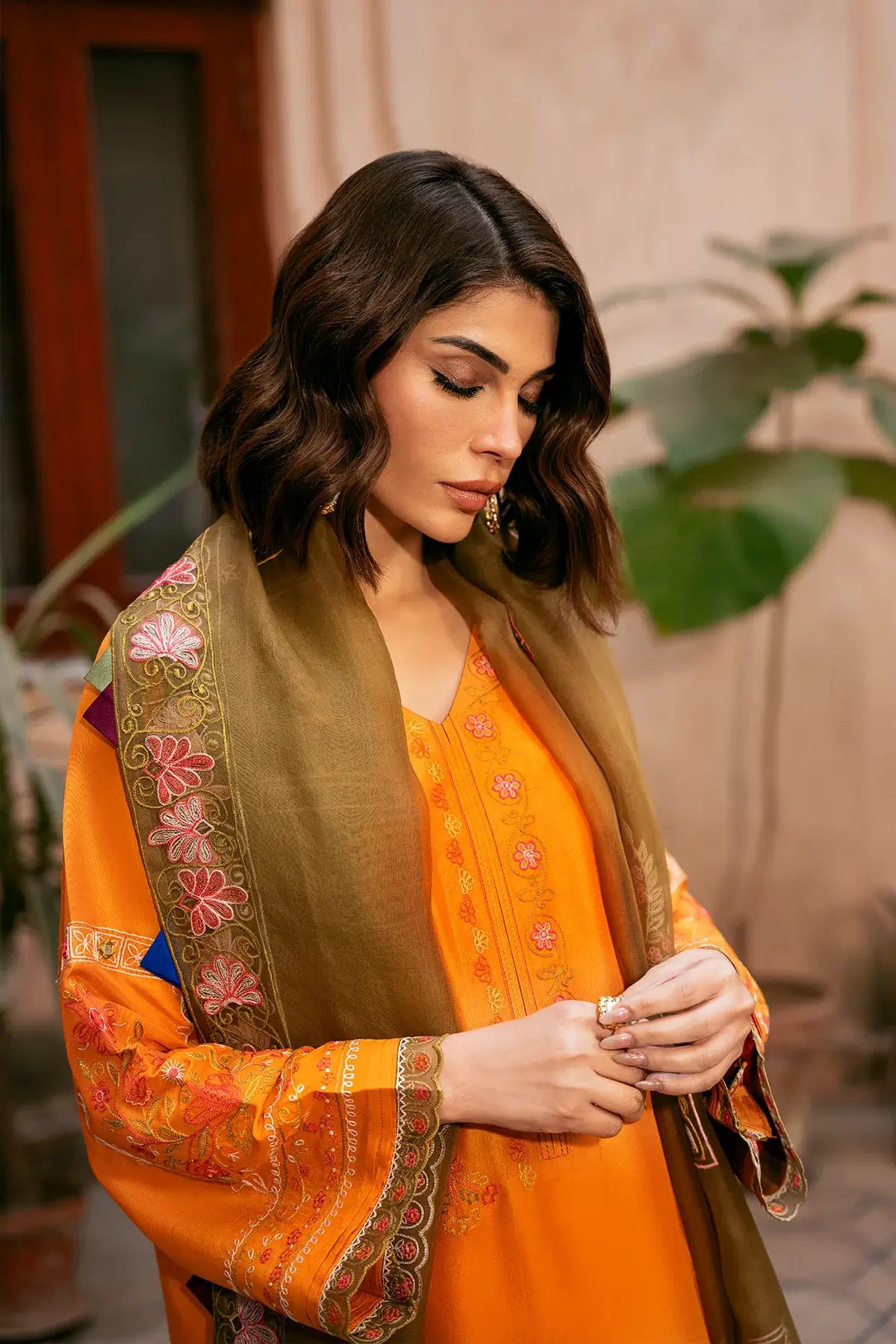 SHAZIA RAUF KHAN ‘DAYAAR E ISHQ’25 | MIRHA