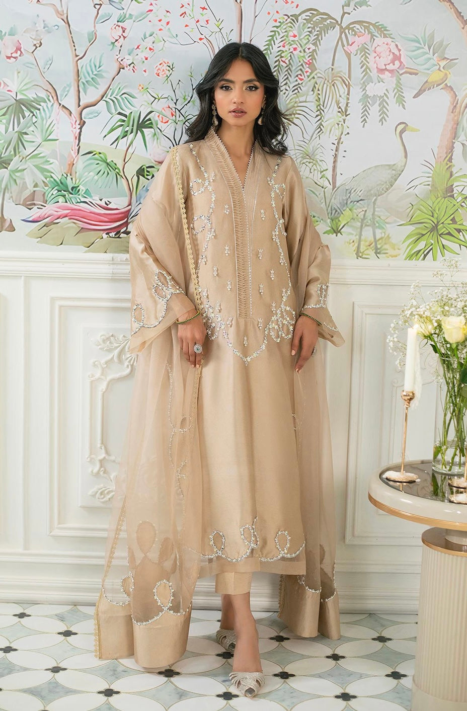 ANNUS ABRAR SEHR EID LUXE’25 | ALYRA SAND