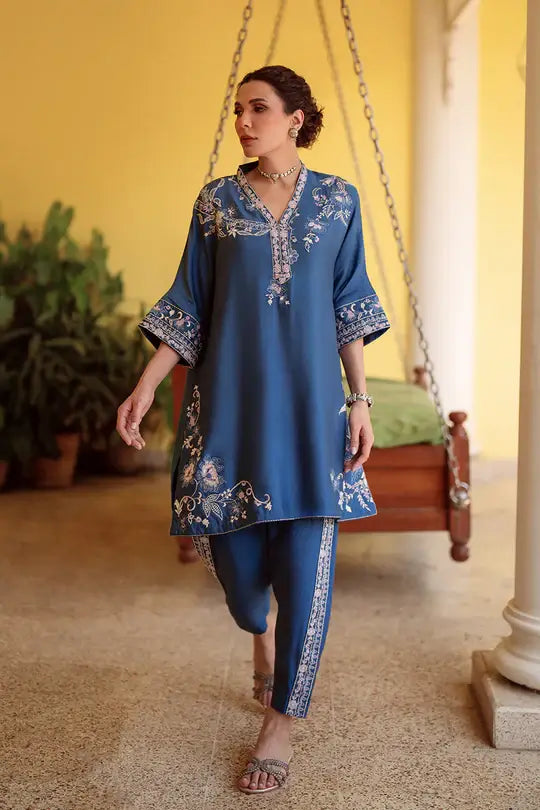 NADIA FAROOQUI SAIBAN LUXURY PRET’25 | NAZLI