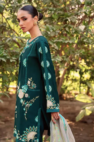 NADIA FAROOQUI SAIBAN LUXURY PRET’25 | ZEBA