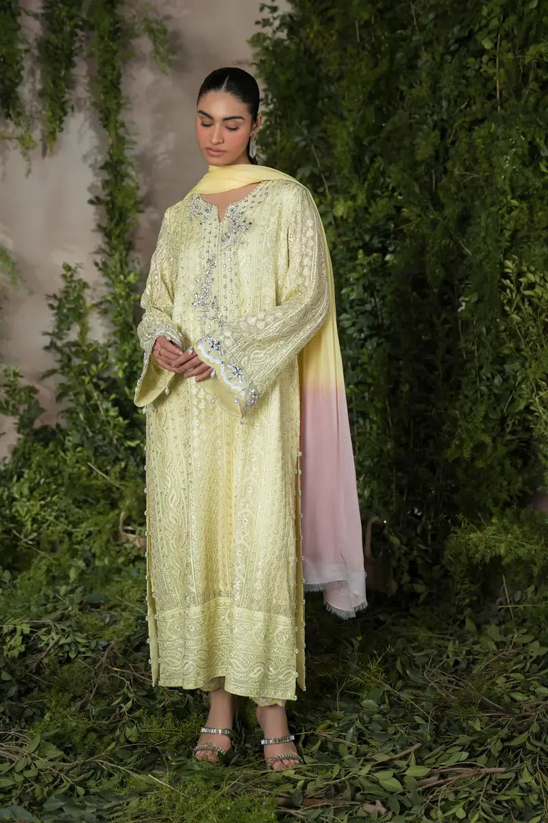 AMMARA KHAN ‘SIA EID LUXURY’25 | CHIKANKARI BLOOM