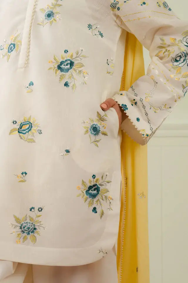 COCO BY ZARA SHAHJAHAN COCO LAWN’25 | NORA-10B