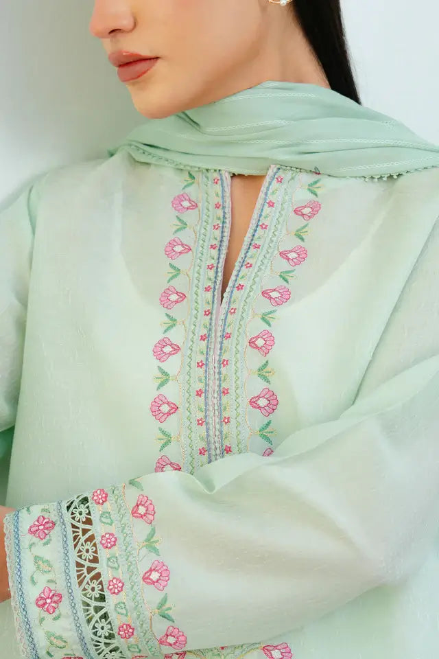 COCO BY ZARA SHAHJAHAN COCO LAWN’25 | INDI-9A