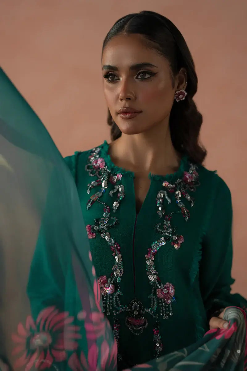 AMMARA KHAN ‘FLO LUXURY FESTIVE COLLECTION’25 | EMERALD BLOOM SET