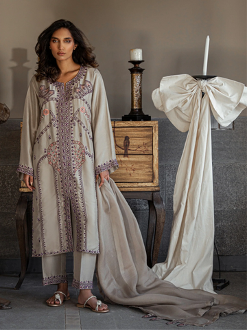 HINA MOHAMED LUXURY EDIT’25 | ASHI