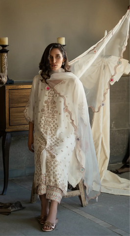HINA MOHAMED LUXURY EDIT’25 | VALENTINA IVORY SET