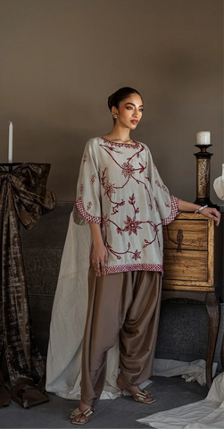 HINA MOHAMED LUXURY EDIT’25 | ROSABELLE SET