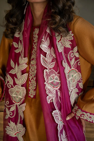 HINA MOHAMED LUXURY EDIT’25 | NEERA IN GOLD MUSTARD