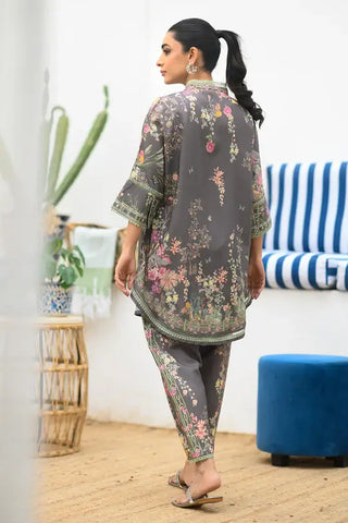 NADIA FAROOQUI ROCCO PRINTS’25 | PETAL SHORES