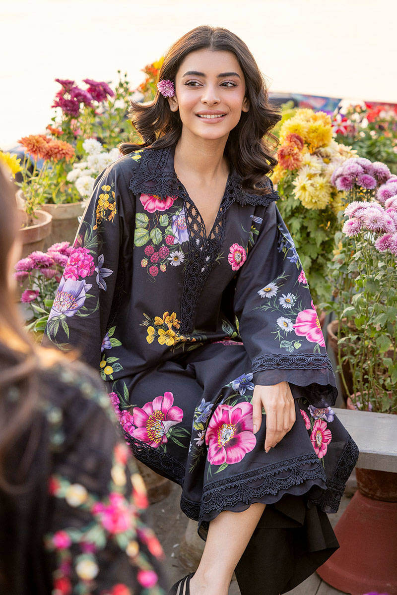 FARIDA HASAN ‘PICNIC BASICS’25 | MIDNIGHT BLOOM