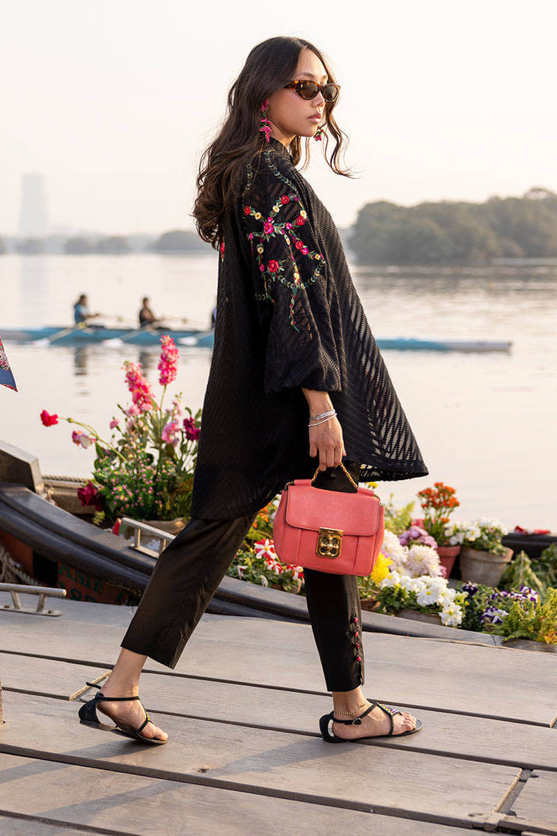 FARIDA HASAN ‘PICNIC BASICS’25 | BUBBLE BLOOM SET