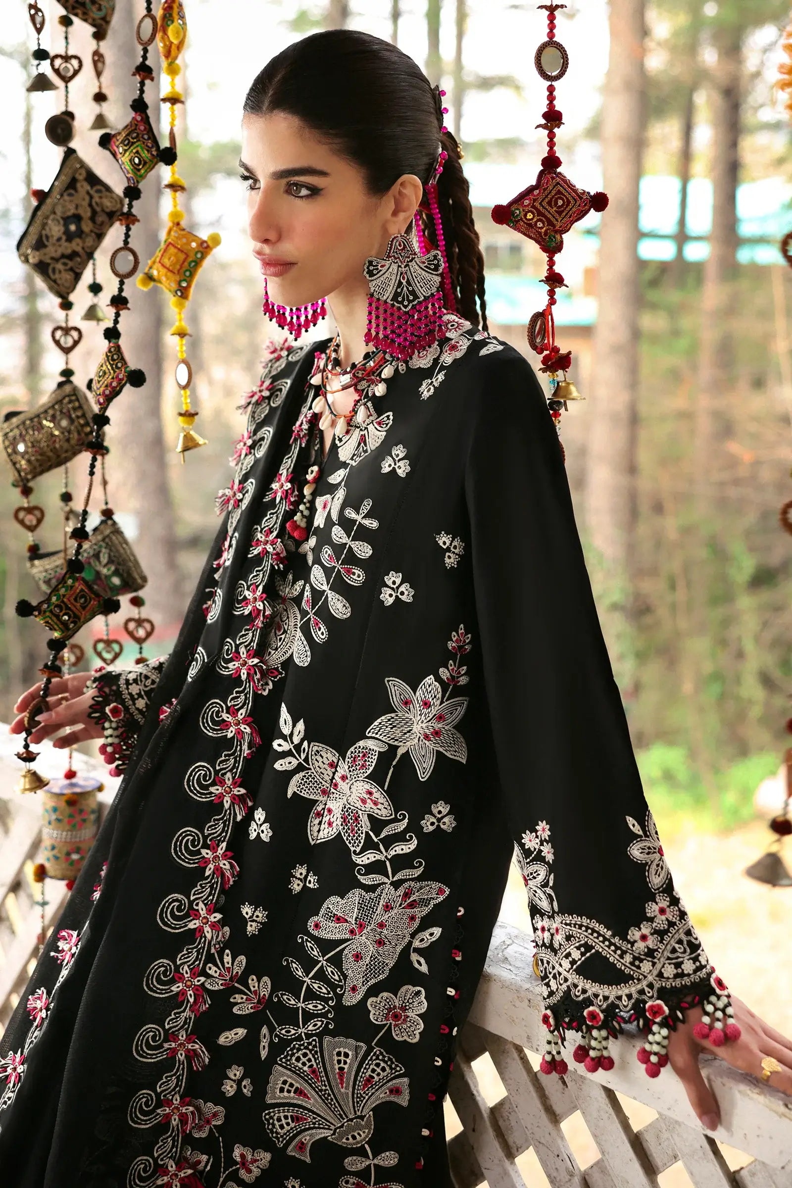 ZAHA ‘NEELAM LAWN’25 | AABROO