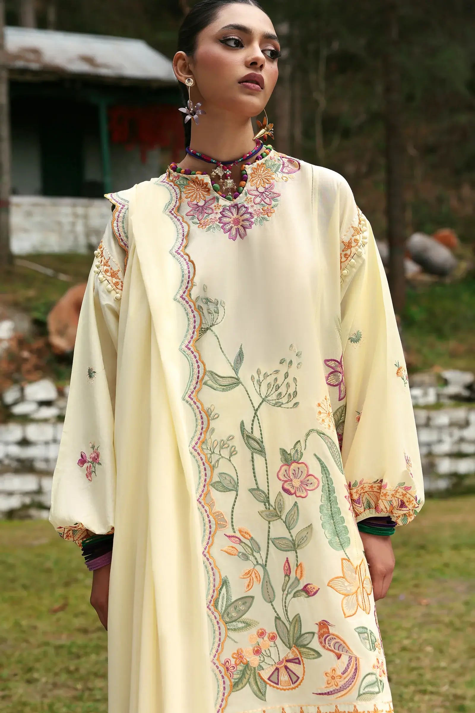 ZAHA ‘NEELAM LAWN’25 | ZANIA