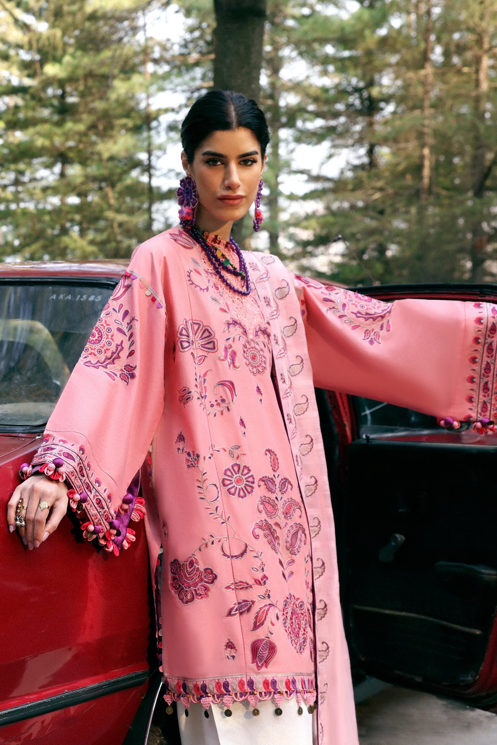 ZAHA ‘NEELAM LAWN’25 | ZARIAH