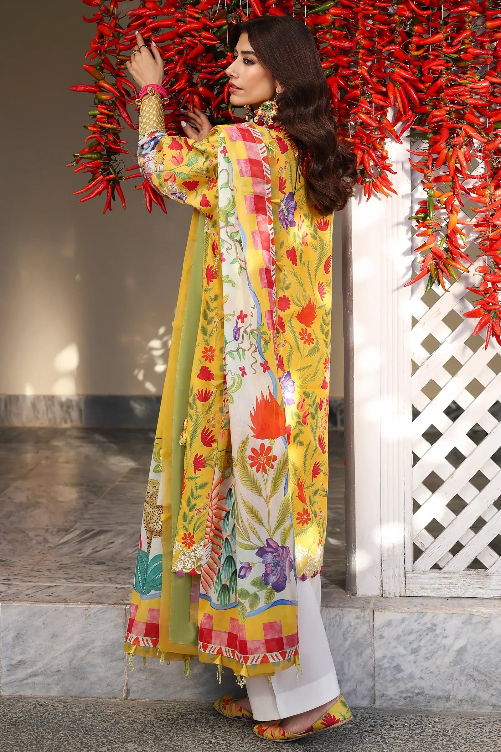ZAHA ‘NEELAM LAWN’25 | ZARAAH