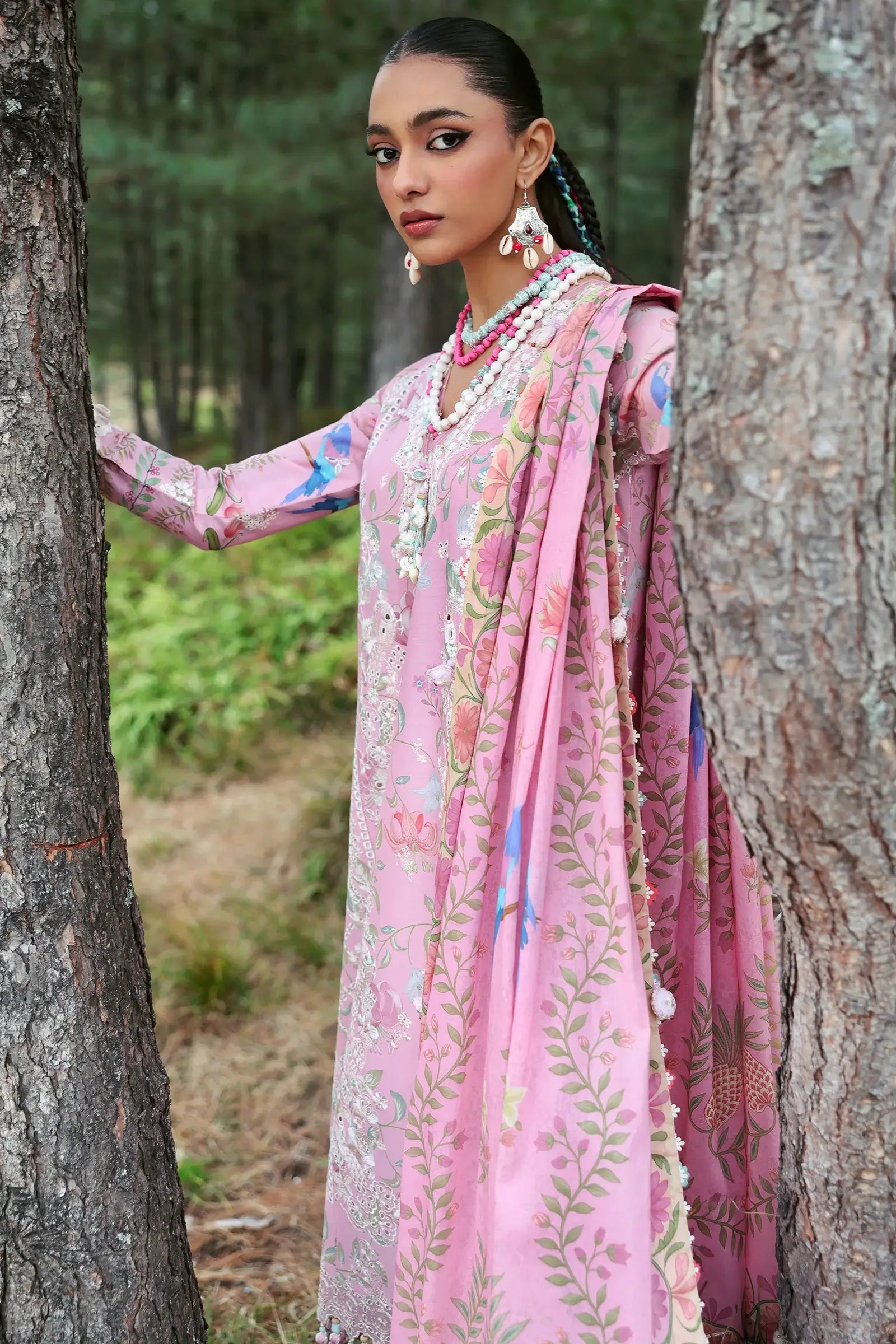 ZAHA ‘NEELAM LAWN’25 | ZAYANA