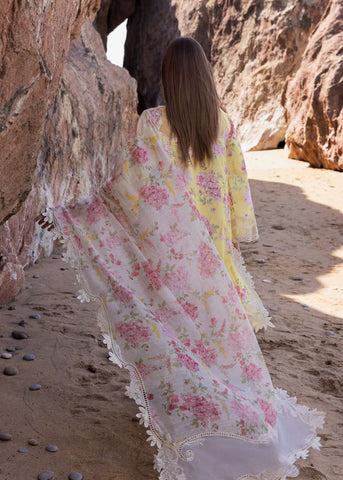 CRIMSON ‘FLOW UNSTITCHED SPRING SUMMER’25 | WHOS THAT GIRL
