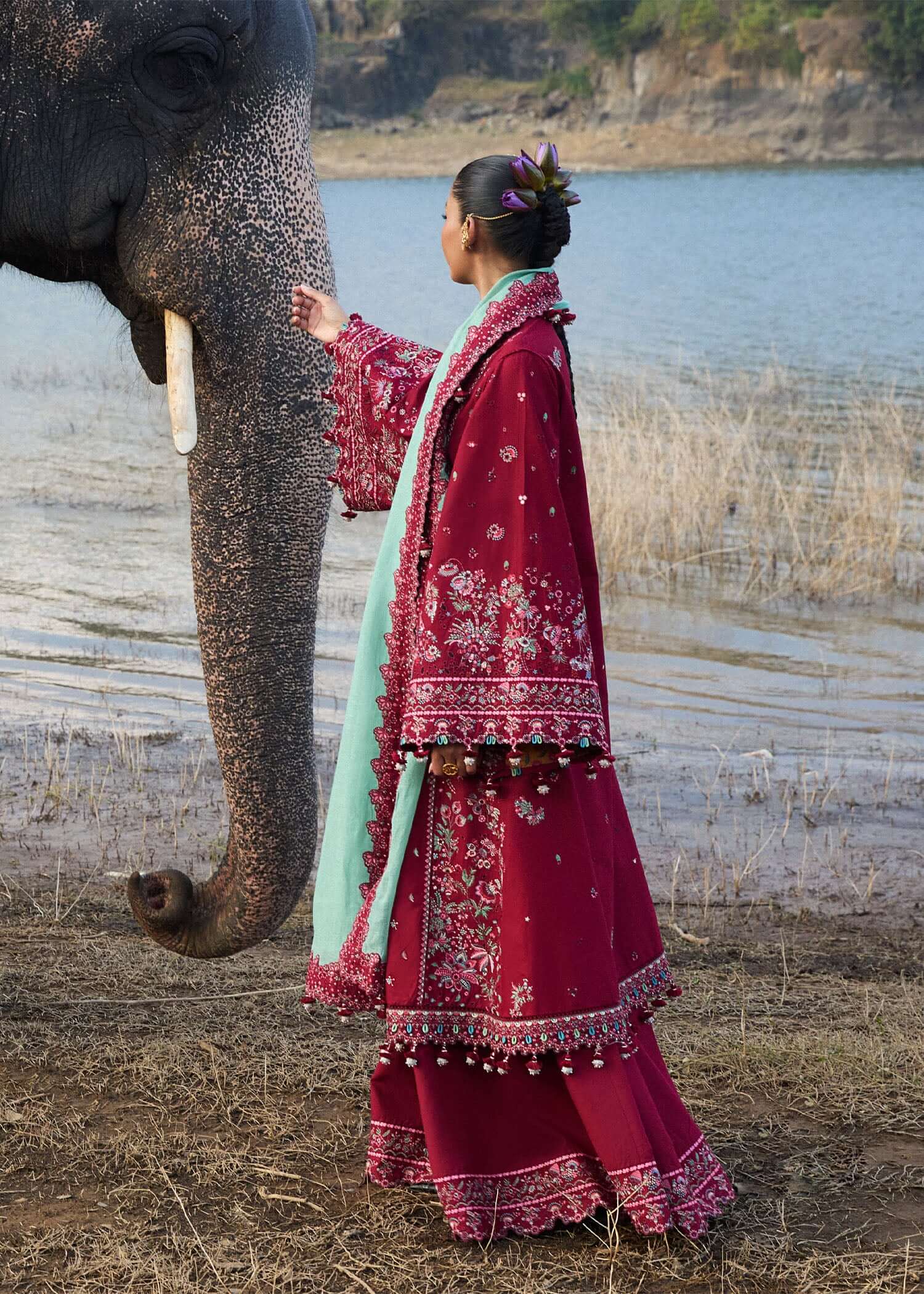 HUSSAIN REHAR LUXURY LAWN’25 | MAHOGANY