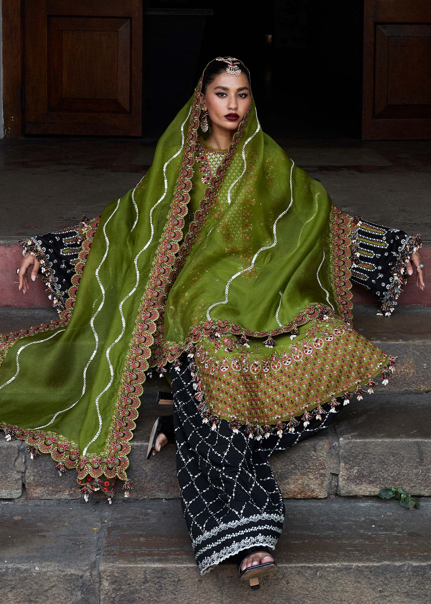 HUSSAIN REHAR LUXURY LAWN’25 | ABASS