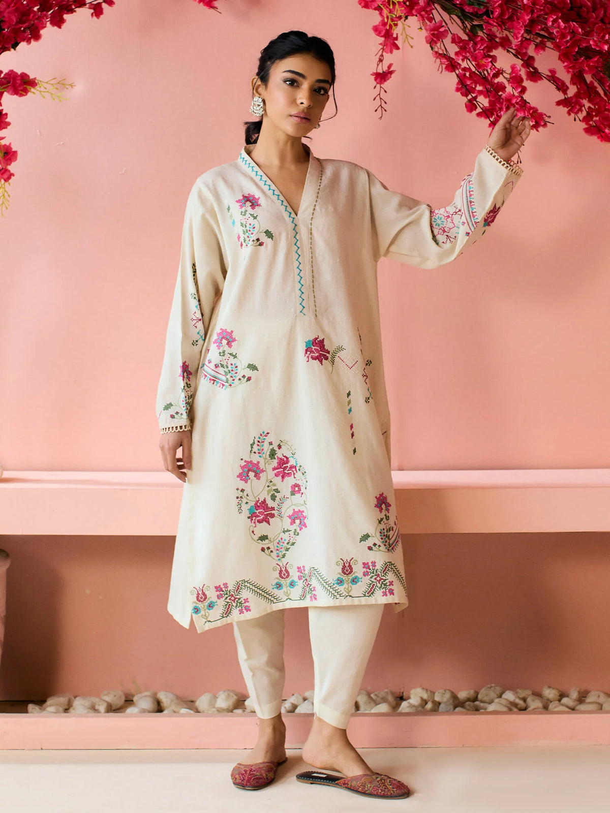 MISHKAA BY MISHA LAKHANI RTW’25 | 2Pc EMBROIDERED SET