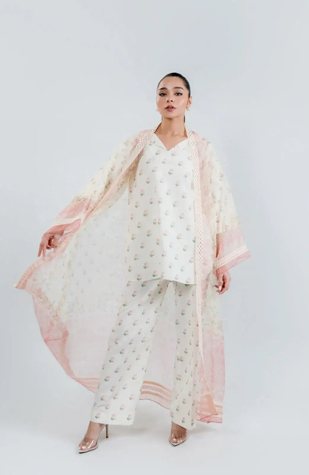 BARAE KHANOM SPRING SUMMER’25 VOL 1 | NIHAN B