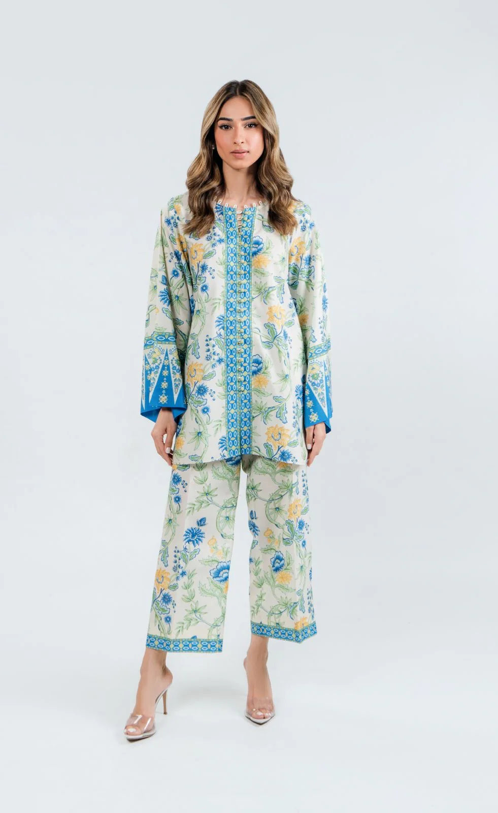 BARAE KHANOM SPRING SUMMER’25 VOL 1 | FEEHA A