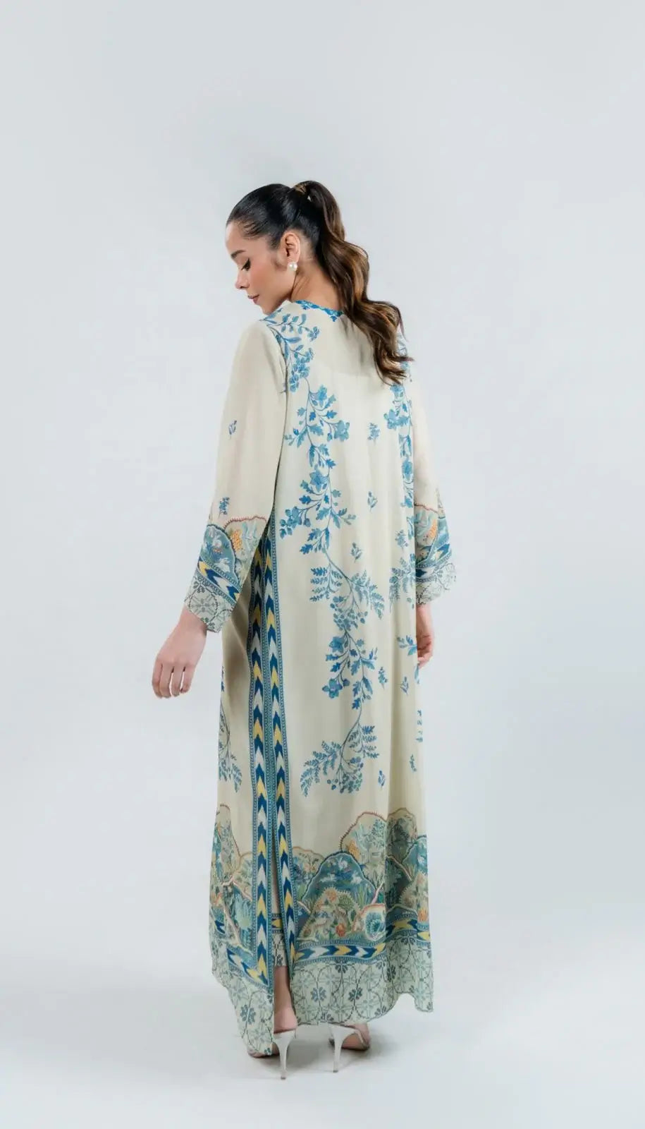 BARAE KHANOM SPRING SUMMER’25 VOL 1 | AFRA