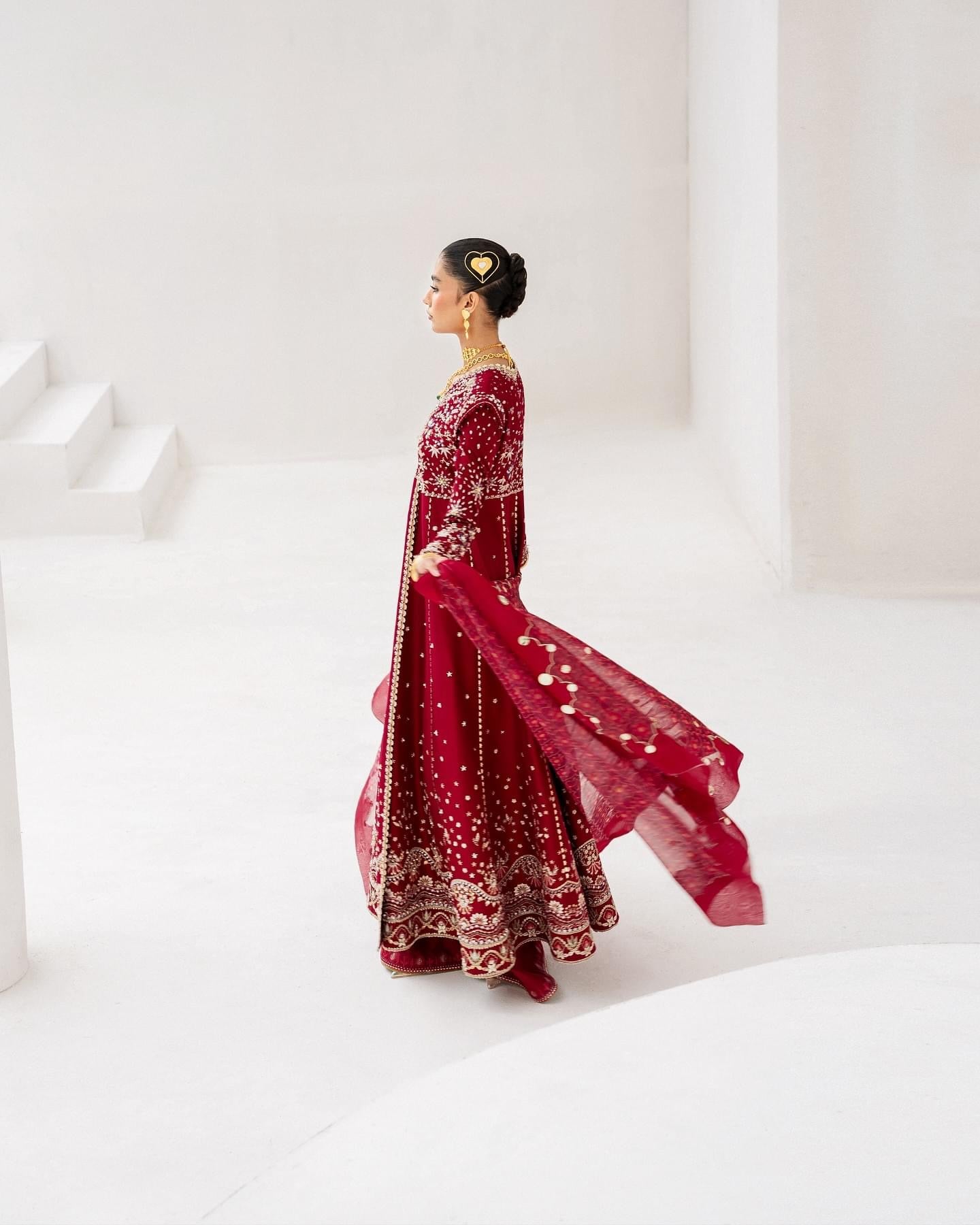 SUFFUSE FREESHIA RTW’24 | SAHAR