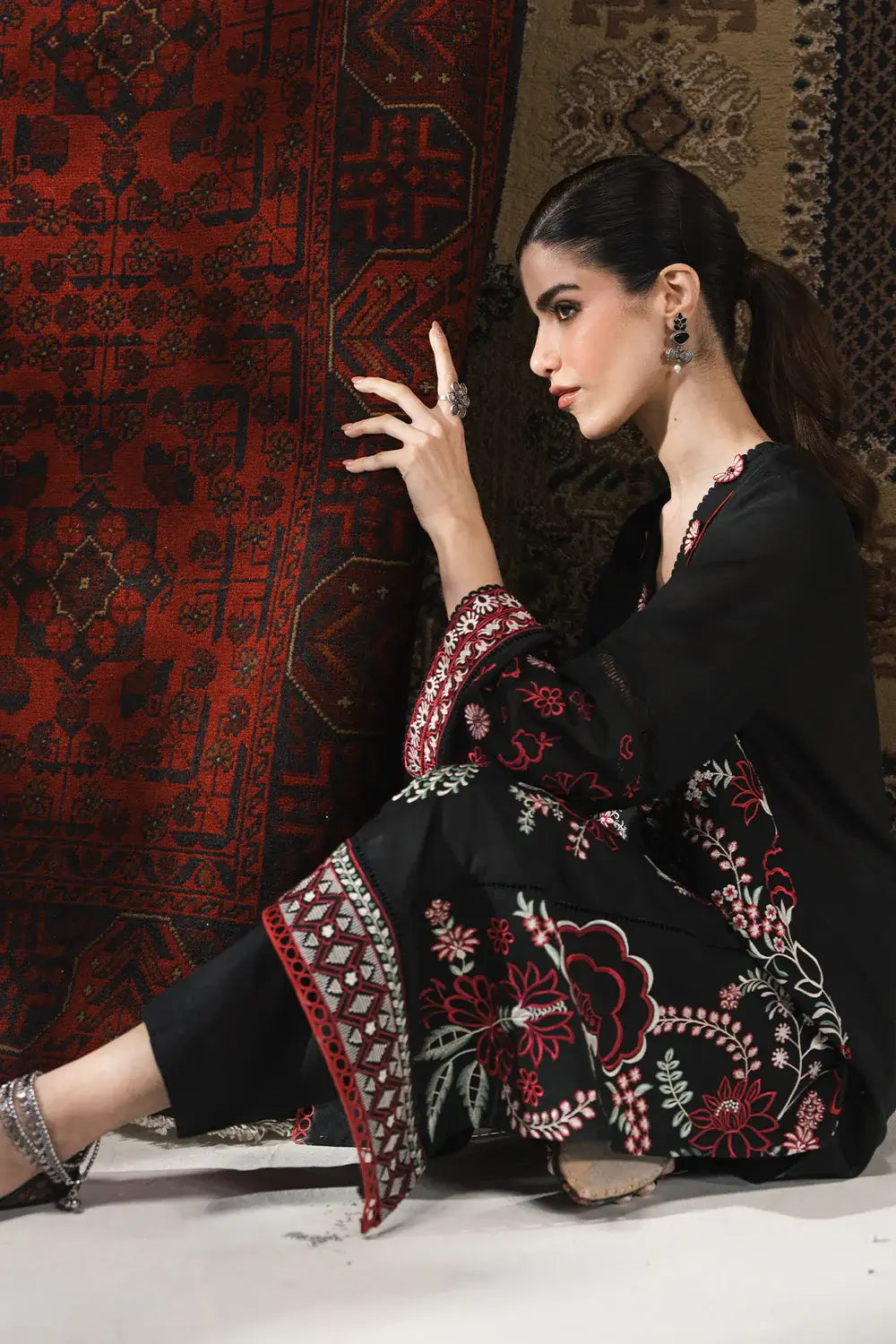 ETHNIC RTW’25 | E3352/103/902