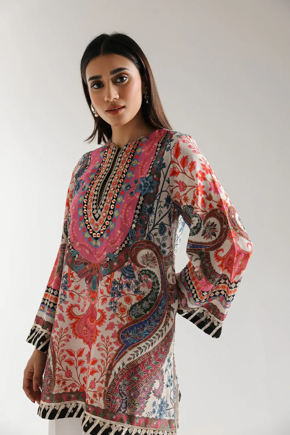 ETHNIC RTW’25 | E3073/103/006