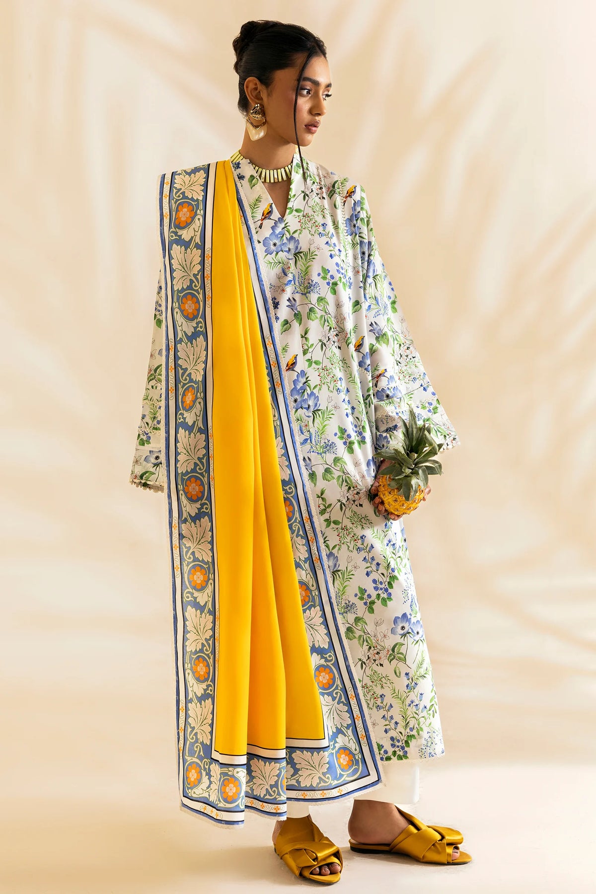 ZAHA POP RTW’25 | SUNDARA