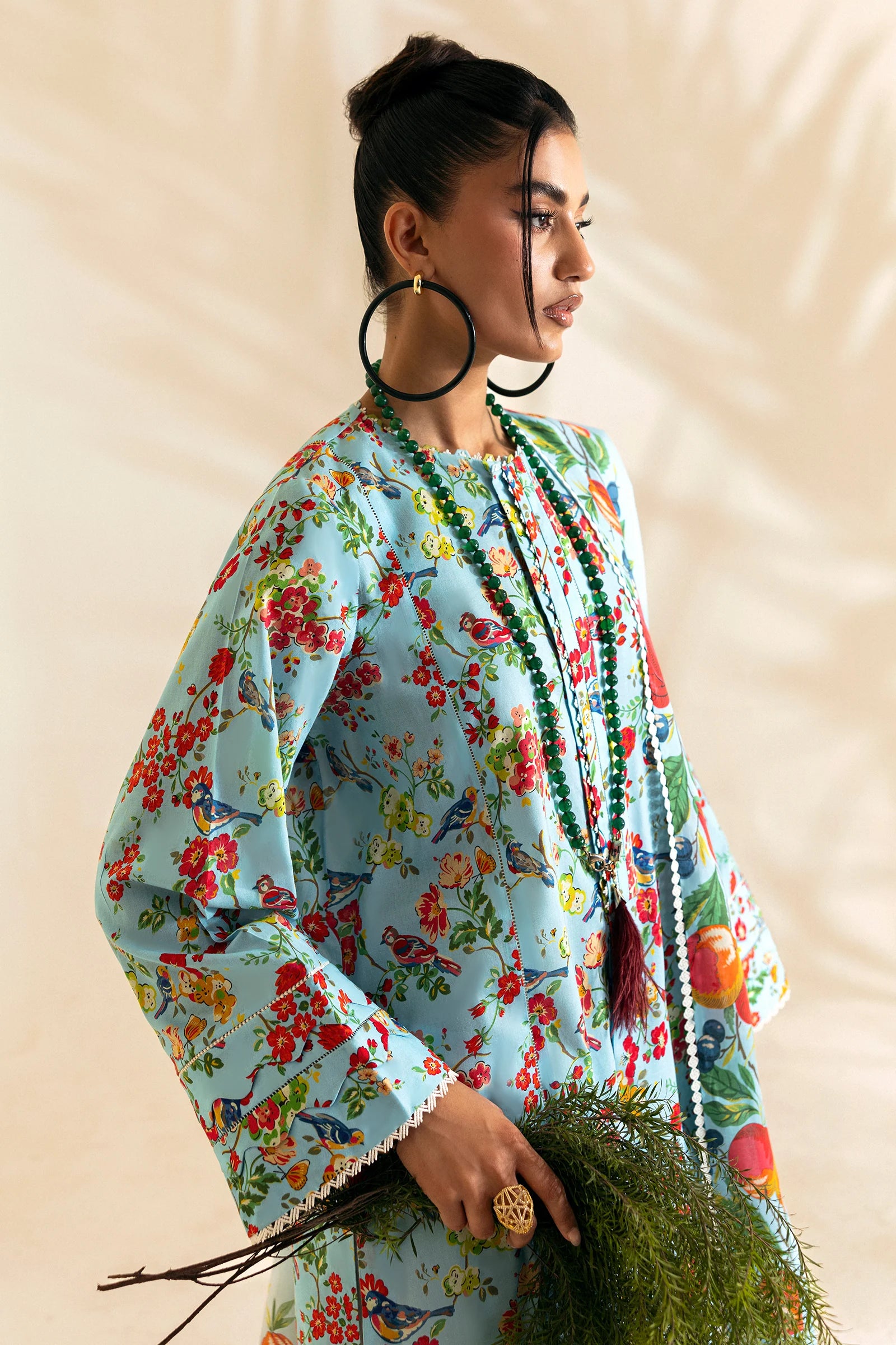 ZAHA POP RTW’25 | VAYDA