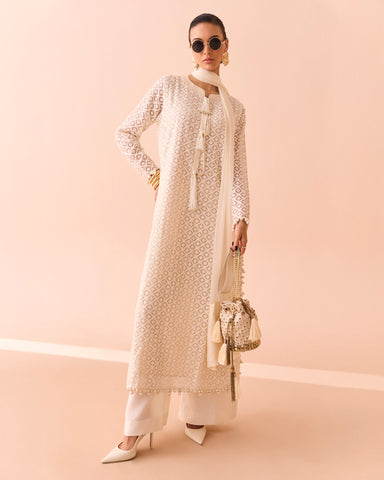 IQBAL HUSSAIN DIFFUSION SPRING SUMMER’25 | EO-01
