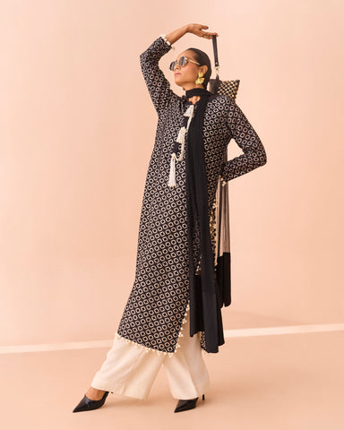 IQBAL HUSSAIN DIFFUSION SPRING SUMMER’25 | EO-02