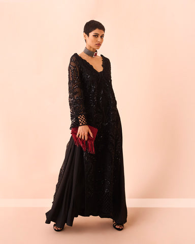 IQBAL HUSSAIN DIFFUSION SPRING SUMMER’25 | EO-04