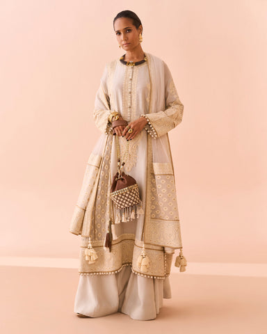 IQBAL HUSSAIN DIFFUSION SPRING SUMMER’25 | EO-11
