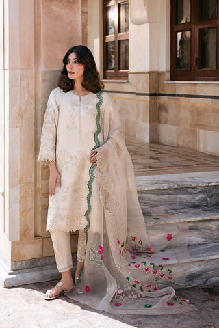 SHAZIA RAUF KHAN ‘GULAB MEHAL’25 | BANO