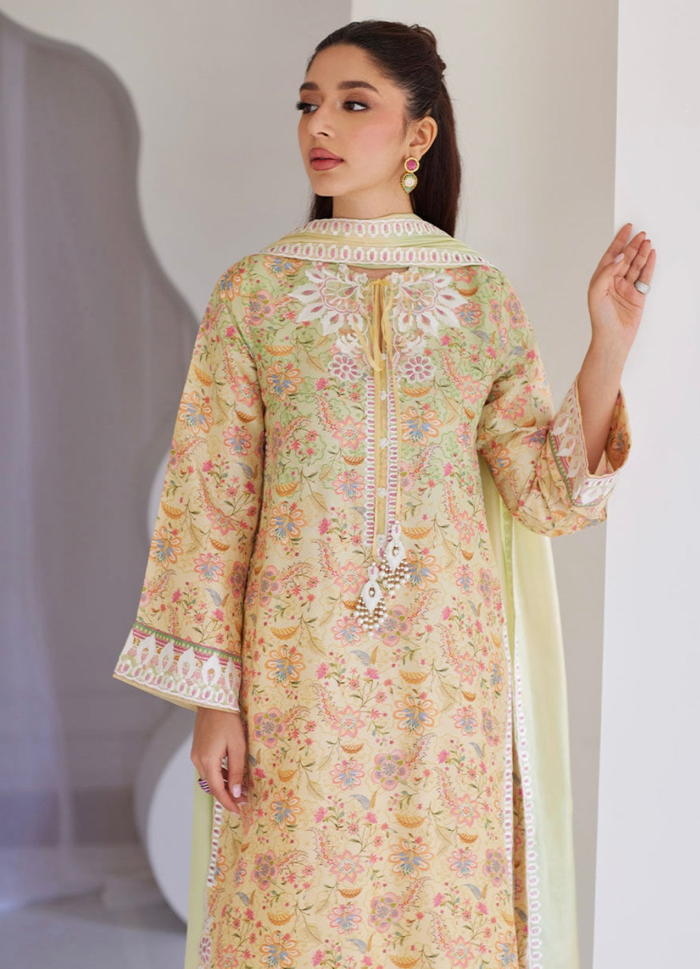 FARAH TALIB AZIZ ‘TARA LUXE SILK PRET’25 | LEORA OMBRÉ SHIRT & DUPATTA