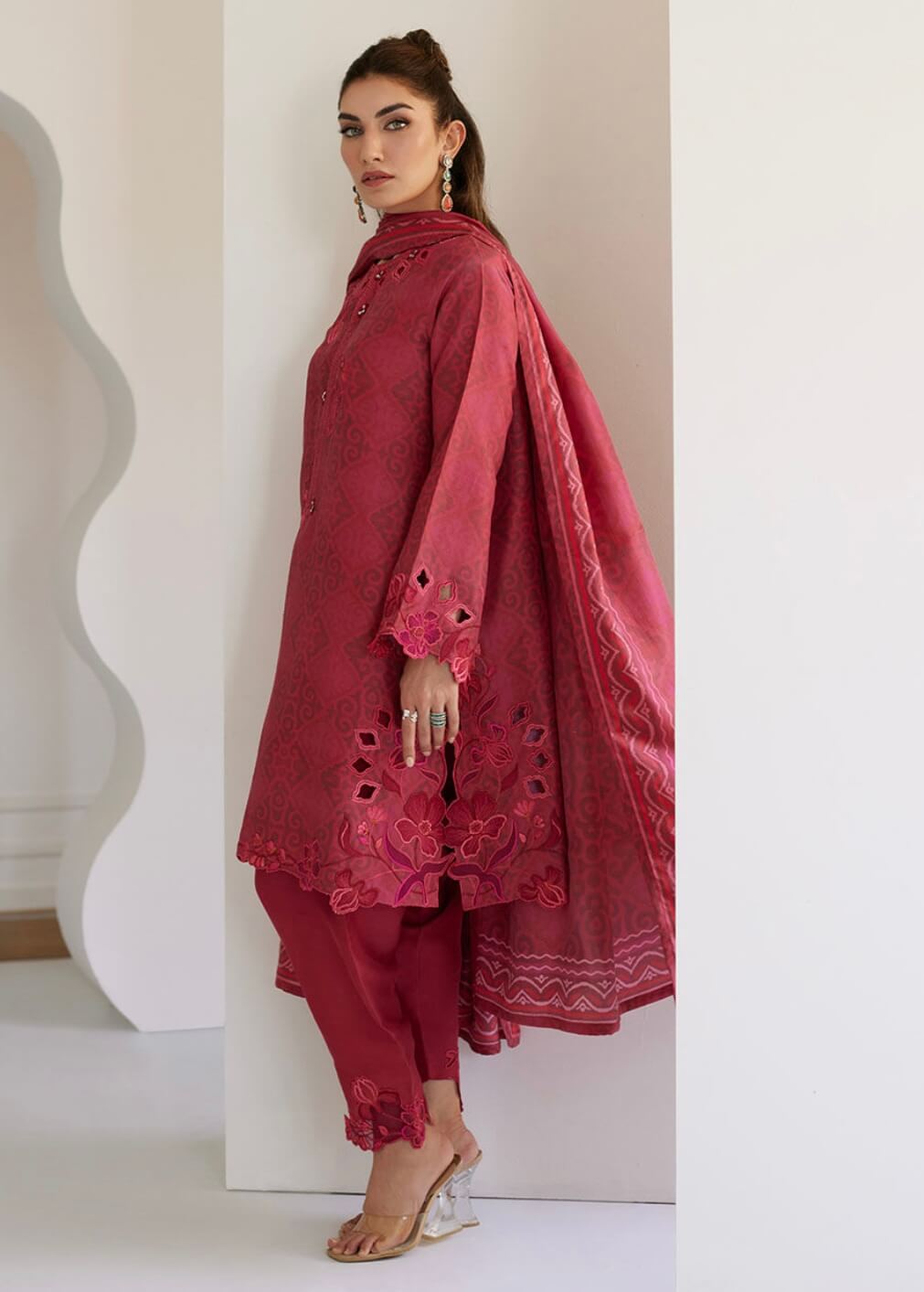 FARAH TALIB AZIZ ‘TARA LUXE SILK PRET’25 | SOLARA SCARLETT SHIRT & DUPATTA
