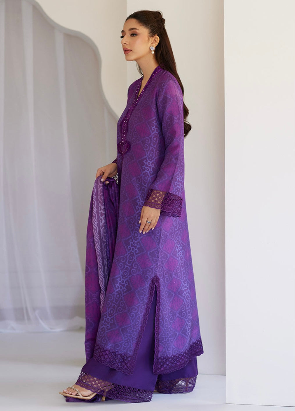 FARAH TALIB AZIZ ‘TARA LUXE SILK PRET’25 | AMITY PURPLE SHIRT & DUPATTA