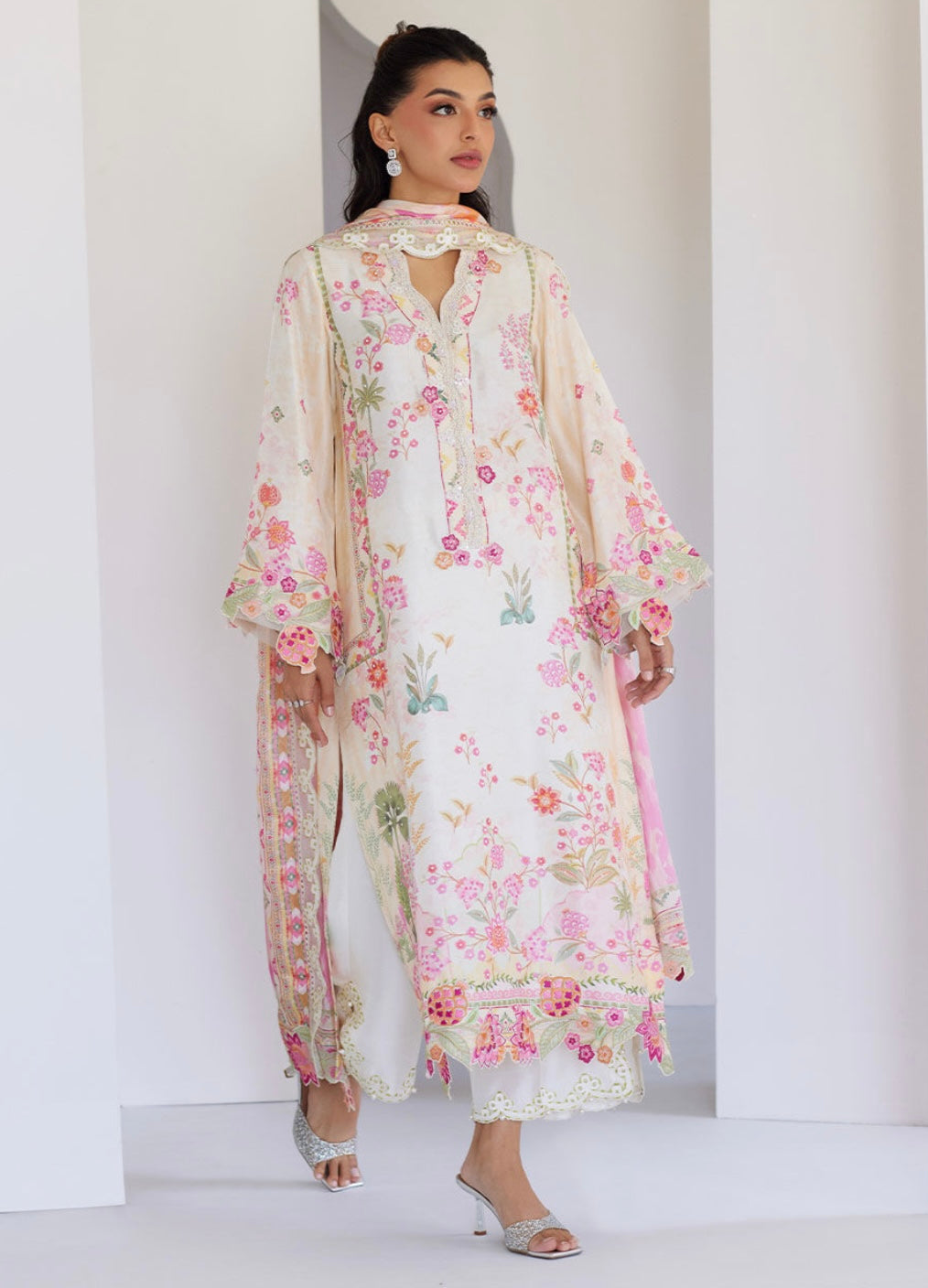 FARAH TALIB AZIZ ‘TARA LUXE SILK PRET’25 | FAYE IVORY SHIRT & DUPATTA