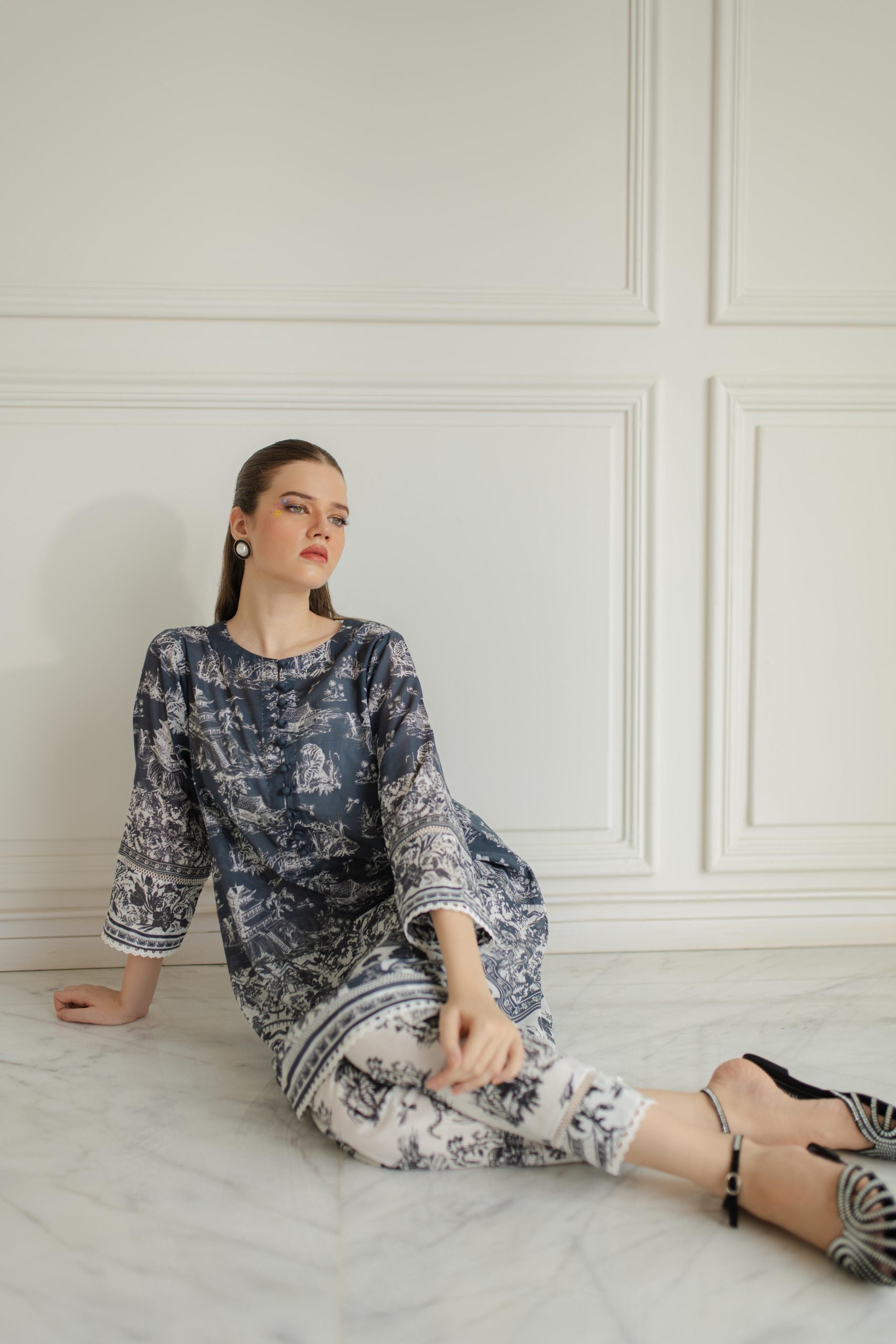 MISAAL BY AYESHA SOMAYA ‘BLOOM LAWN PRET’ | LUNA