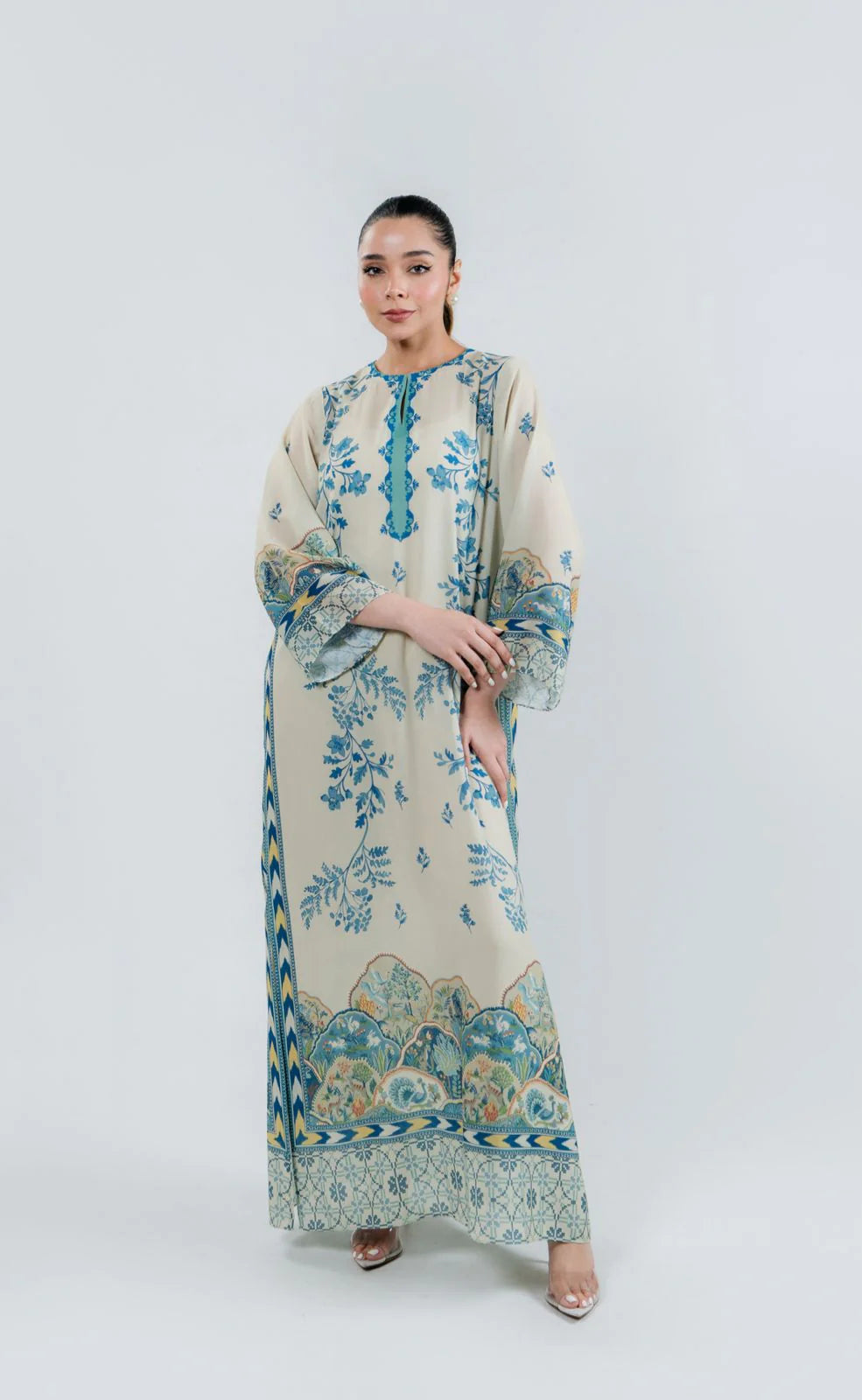 BARAE KHANOM RTW’25 | AFRA